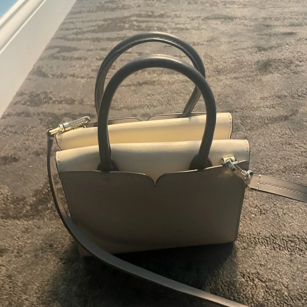 Kate spade purse - Picture 3 of 3